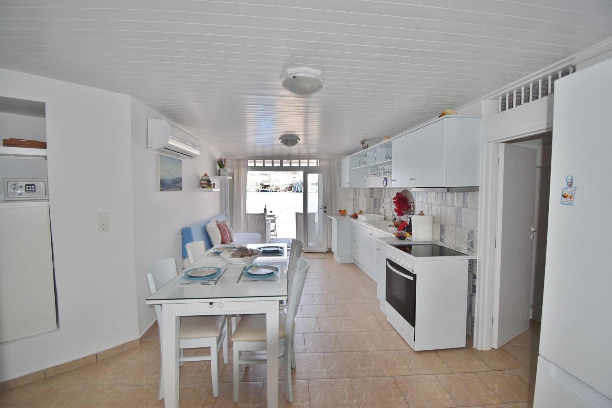 Blue Mare Apartments On The Beach Φυροπόταμος Δωμάτιο φωτογραφία